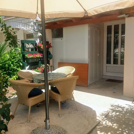 Lovely Apartment With Garden And Terrace リエカ エクステリア 写真